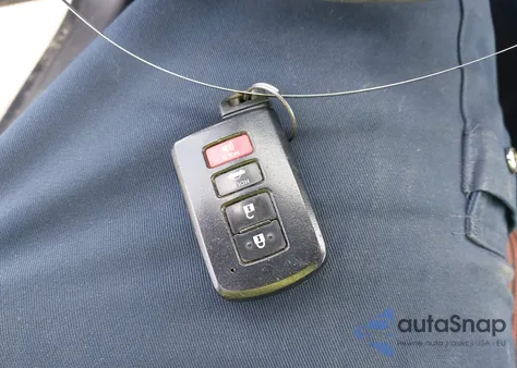 2017 Toyota Corolla Se z USA, uszkodzony, nr VIN 2T1BURHE6HC836740